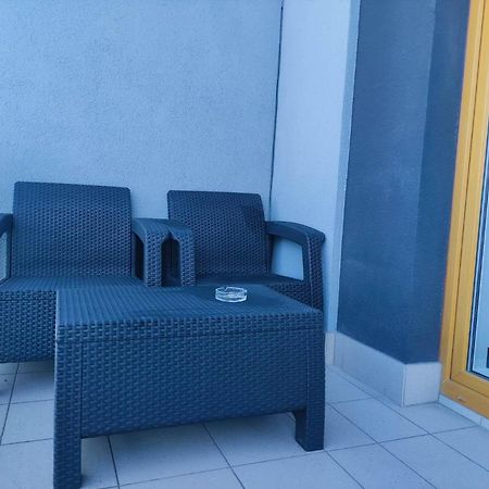 Apartamenty Metro Targowek 27 Warszawa Zewnętrze zdjęcie