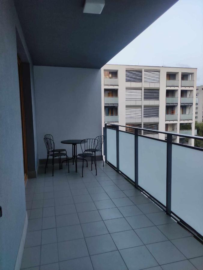 Apartamenty Metro Targowek 27 Warszawa Zewnętrze zdjęcie